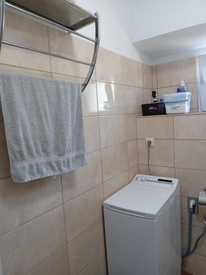Kastelanic Apartman Brbinj Exterior foto